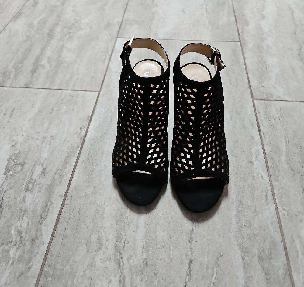 Chic Black Women's Heeled Sandals